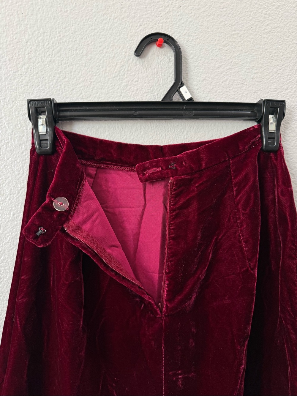 Vintage Alex Colman Burgundy Velvet Maxi Skirt Side Slit Whimsy Goth Y2K Size XS - Picture 5 of 9